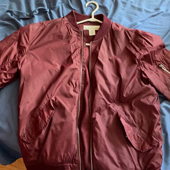 Bomber jacket - Picture 1 of 2